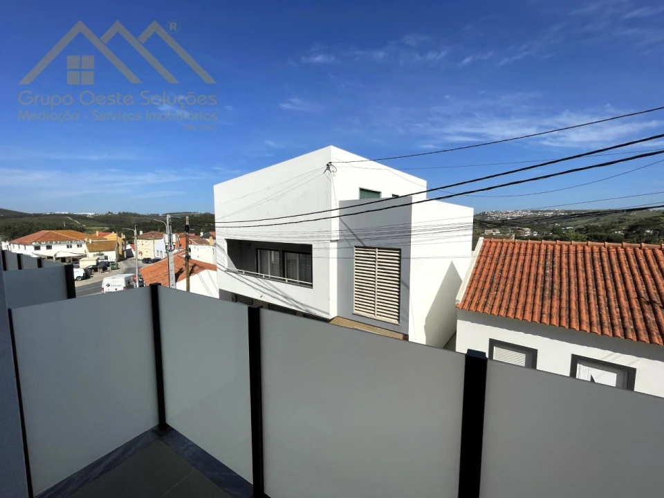 Apartamento T2 para Venda em Santa Maria, São Pedro e Matacães Foto 11