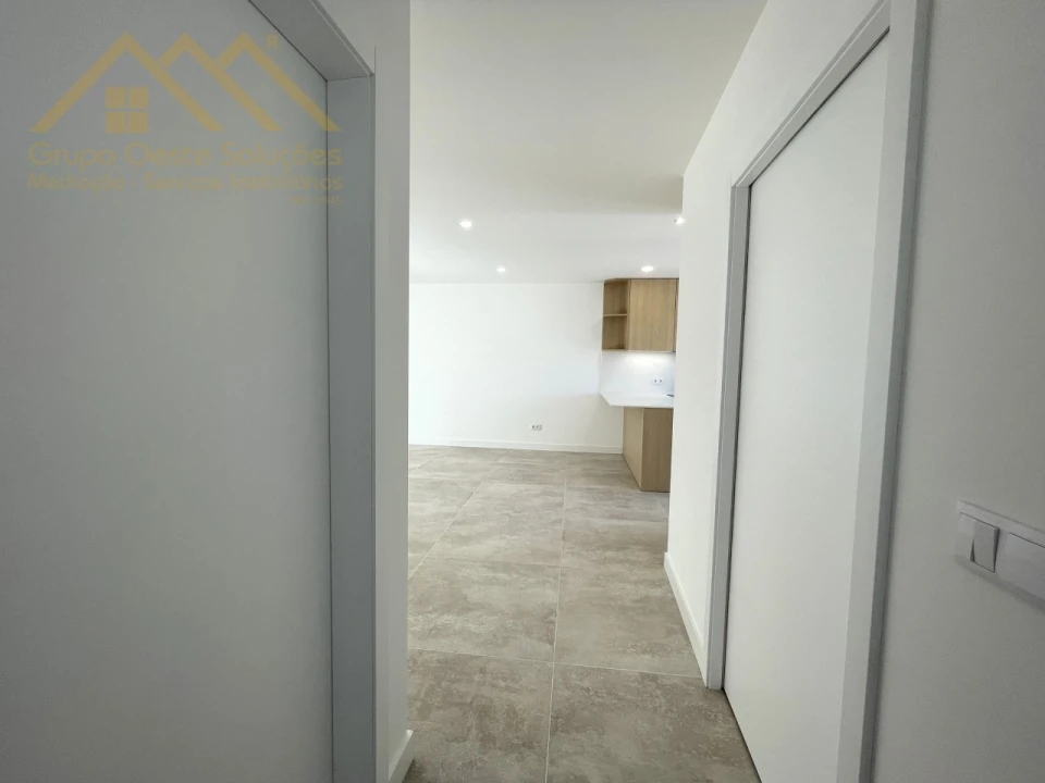 Apartamento T2 para Venda em Santa Maria, São Pedro e Matacães Foto 12