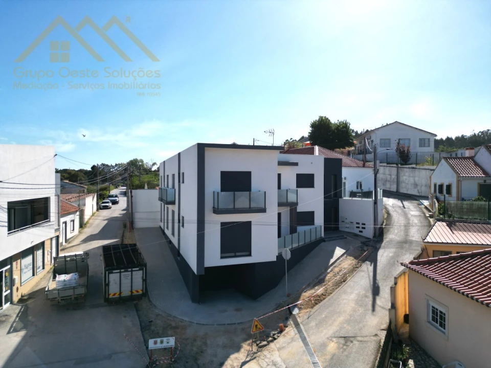 Apartamento T2 para Venda em Santa Maria, São Pedro e Matacães Foto 1