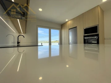 Apartamento T2 para Venda em Santa Maria, São Pedro e Matacães