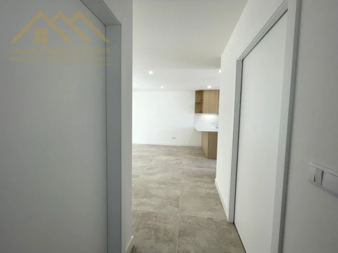 Apartamento T2 para Venda em Santa Maria, São Pedro e Matacães Foto 12