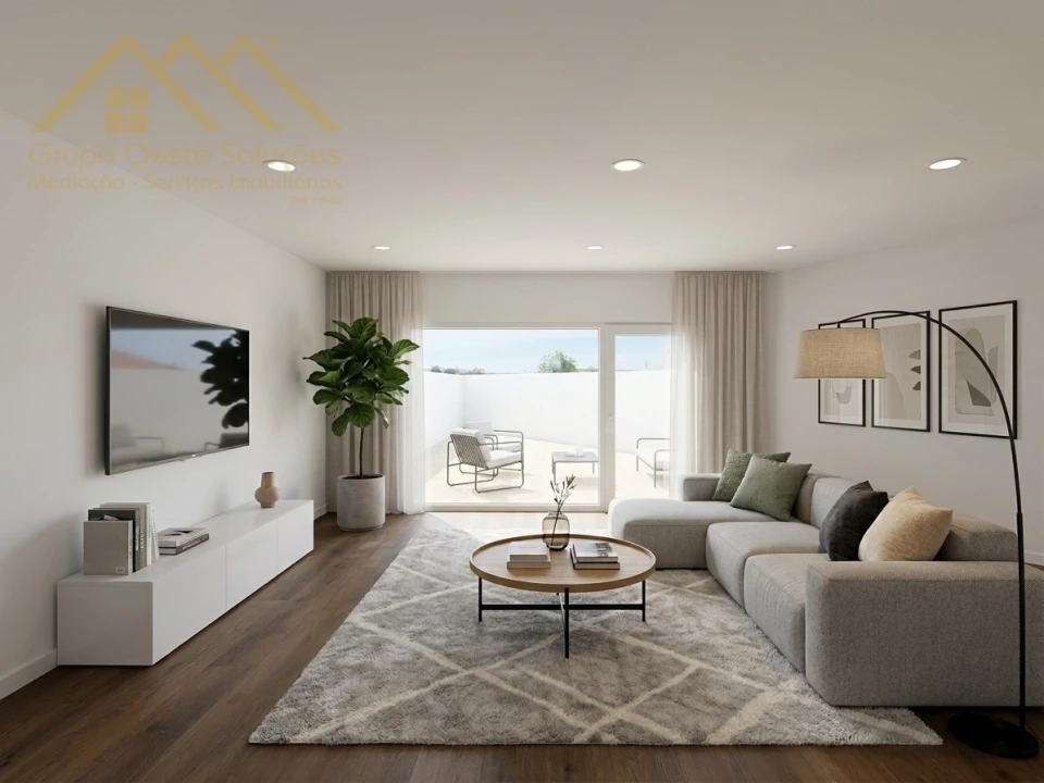 Moradia T2 para Venda em Miragaia e Marteleira Foto 6