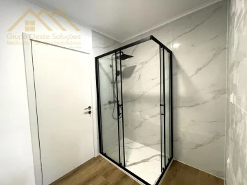 Moradia T2 para Venda em Miragaia e Marteleira