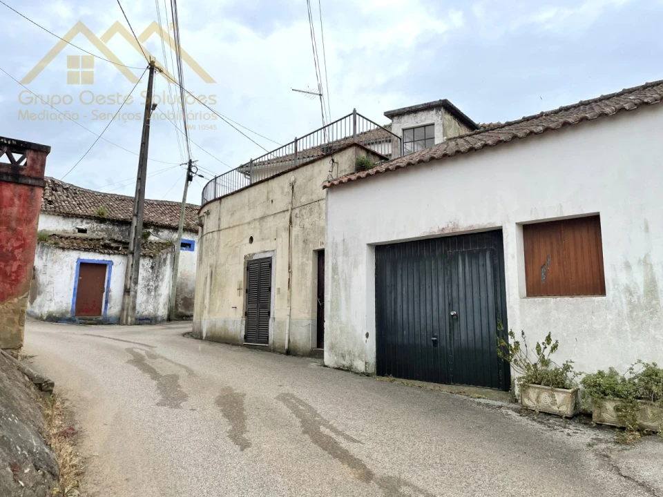 Moradia T3 para Venda em Maxial e Monte Redondo Foto 21