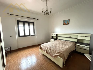 Moradia T3 para Venda em Maxial e Monte Redondo