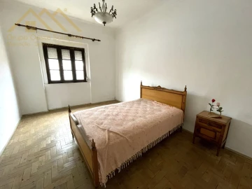 Moradia T3 para Venda em Maxial e Monte Redondo