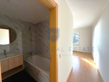 Apartamento T2 para Venda em Caniço