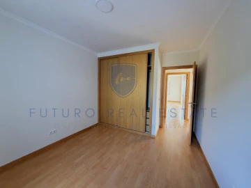 Apartamento T2 para Venda em Caniço