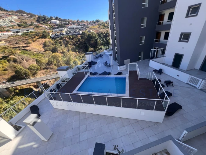 Apartamento T2 para Venda em Caniço Foto 15