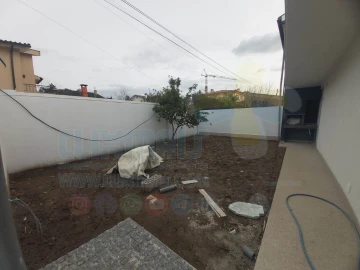 Moradia T4 para Venda em Palmeira