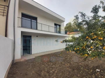 Moradia T4 para Venda em Palmeira