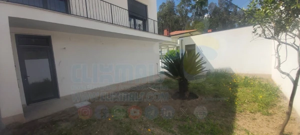 Moradia T4 para Venda em Palmeira