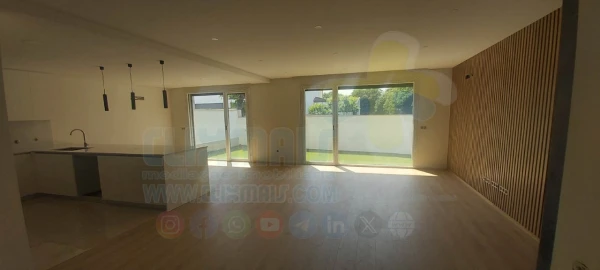 Moradia T4 para Venda em Palmeira