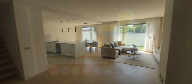 Moradia T4 para Venda em Palmeira