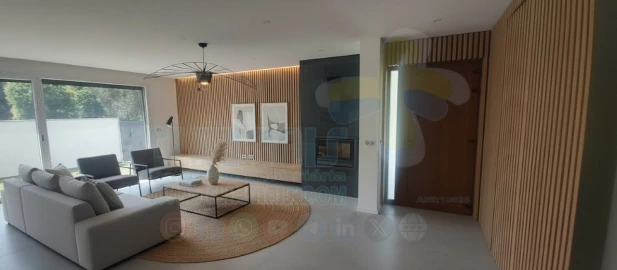 Moradia T4 para Venda em Palmeira