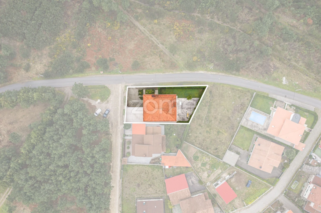 Moradia T4 para Venda em Adoufe e Vilarinho de Samardã Foto 61