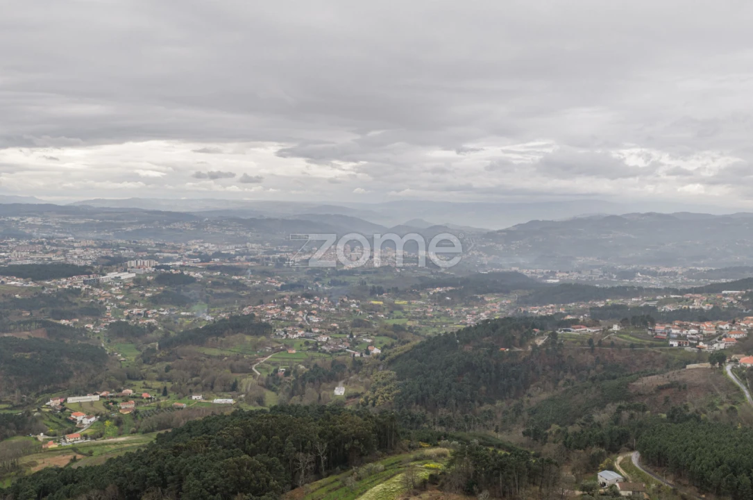Moradia T4 para Venda em Adoufe e Vilarinho de Samardã Foto 10
