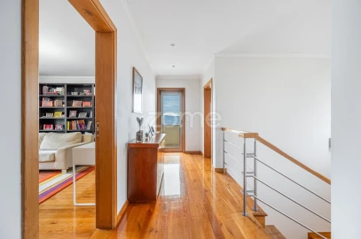 Moradia T4 para Venda em Adoufe e Vilarinho de Samardã