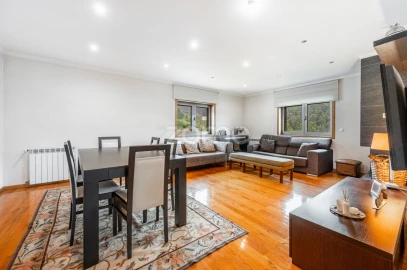 Moradia T4 para Venda em Adoufe e Vilarinho de Samardã