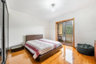 Moradia T4 para Venda em Adoufe e Vilarinho de Samardã