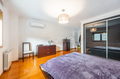 Moradia T4 para Venda em Adoufe e Vilarinho de Samardã