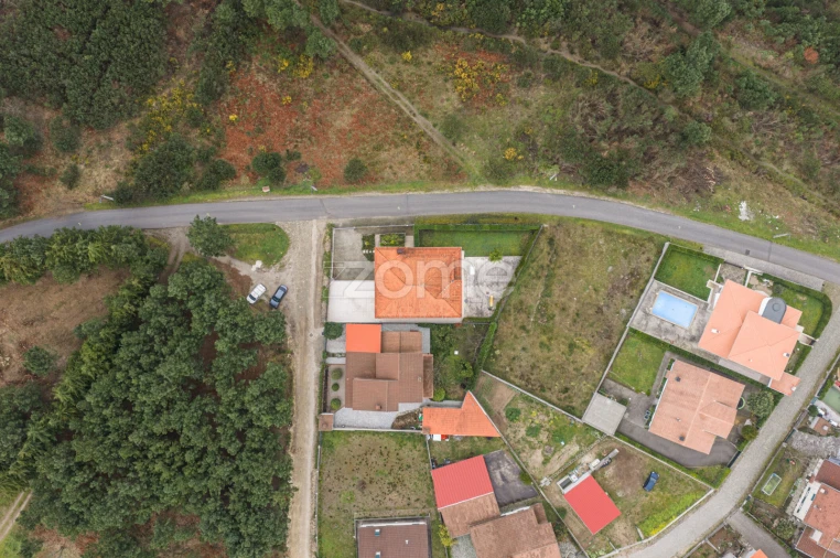 Moradia T4 para Venda em Adoufe e Vilarinho de Samardã Foto 60