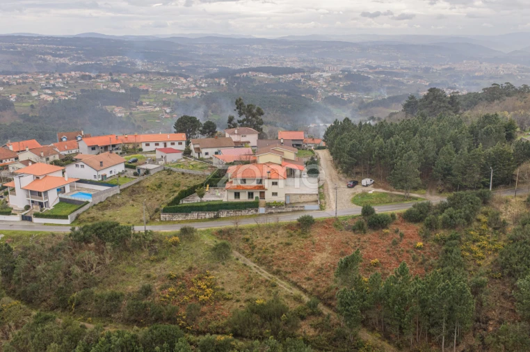 Moradia T4 para Venda em Adoufe e Vilarinho de Samardã Foto 12