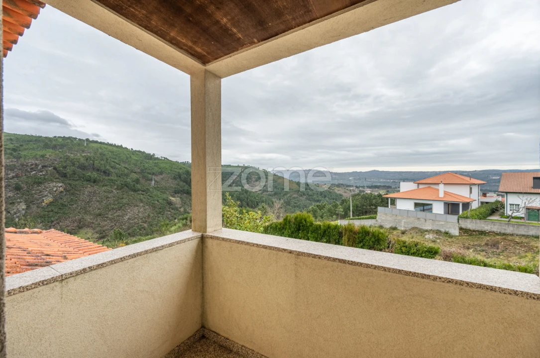 Moradia T4 para Venda em Adoufe e Vilarinho de Samardã Foto 40