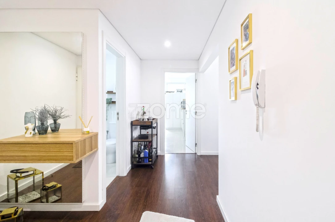 Apartamento T2 para Venda em Campo e Sobrado Foto 4