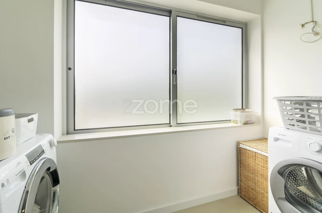 Apartamento T2 para Venda em Campo e Sobrado Foto 31