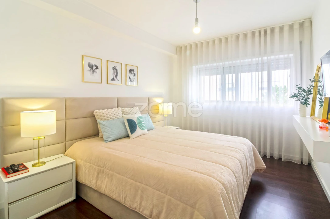 Apartamento T2 para Venda em Campo e Sobrado Foto 7