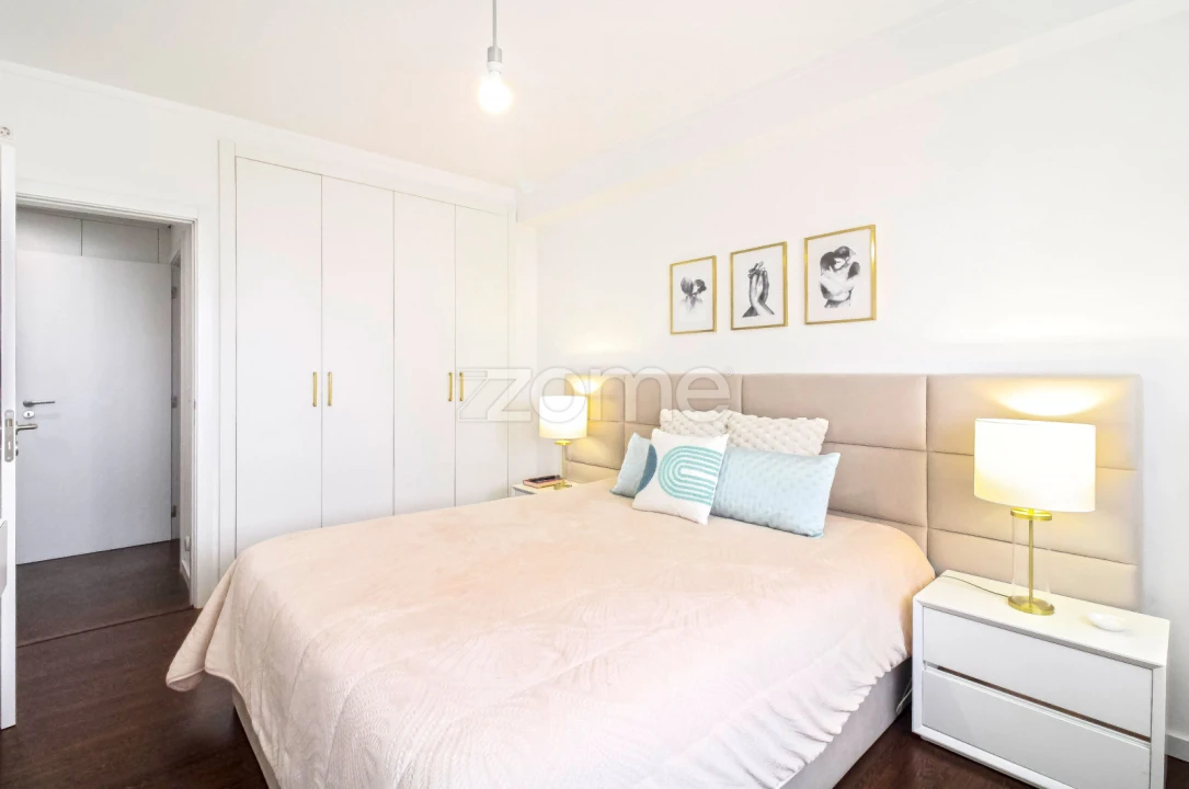 Apartamento T2 para Venda em Campo e Sobrado Foto 8