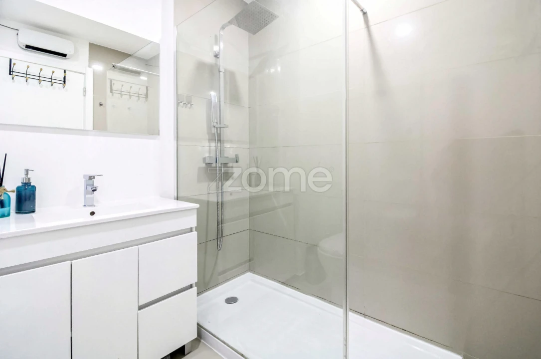 Apartamento T2 para Venda em Campo e Sobrado Foto 11