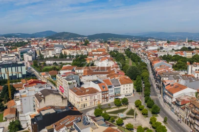 Apartamento T3 para Arrendamento em Braga (São José de São Lázaro e São João do Souto)