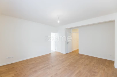 Apartamento T3 para Arrendamento em Braga (São José de São Lázaro e São João do Souto)