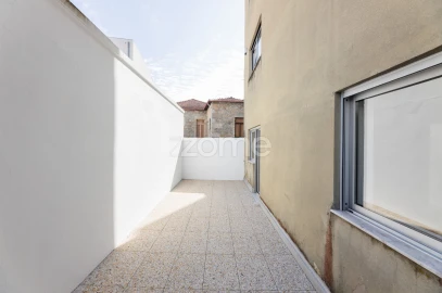 Apartamento T3 para Arrendamento em Braga (São José de São Lázaro e São João do Souto)