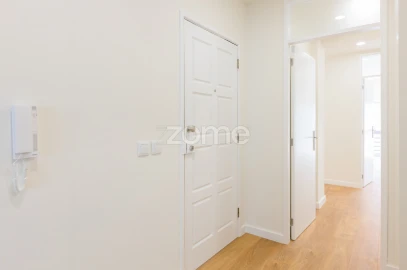 Apartamento T3 para Arrendamento em Braga (São José de São Lázaro e São João do Souto)