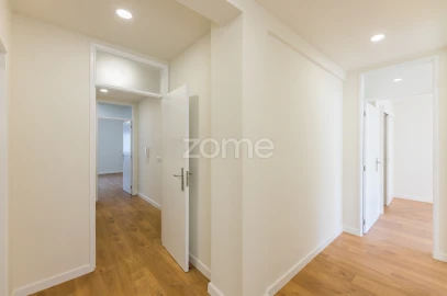 Apartamento T3 para Arrendamento em Braga (São José de São Lázaro e São João do Souto)