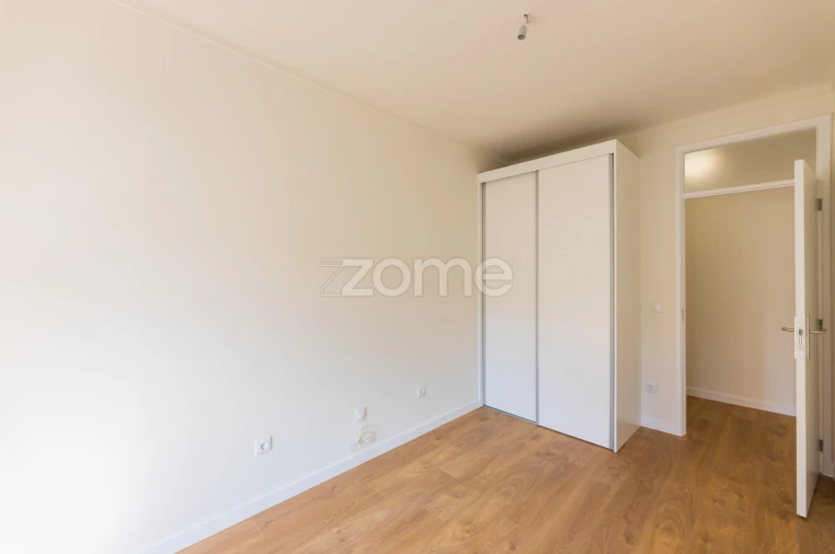 Apartamento T3 para Arrendamento em Braga (São José de São Lázaro e São João do Souto) Foto 26