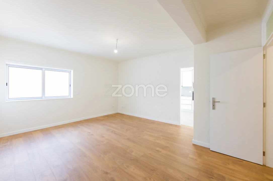 Apartamento T3 para Arrendamento em Braga (São José de São Lázaro e São João do Souto) Foto 6