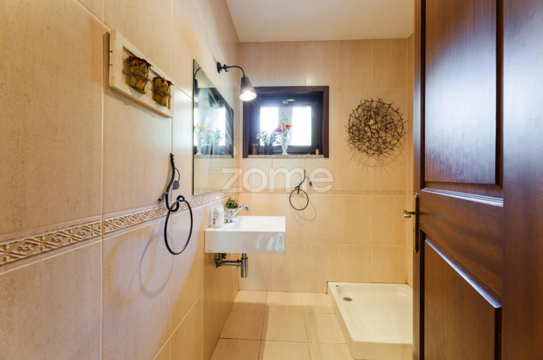 Quinta T4 para Venda em Geraz do Minho Foto 12