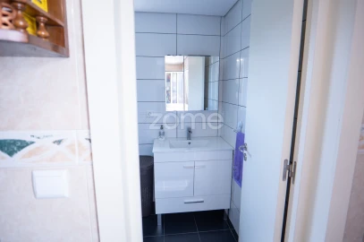 Moradia T3 para Venda em Bairro