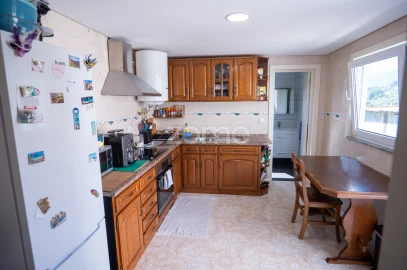 Moradia T3 para Venda em Bairro