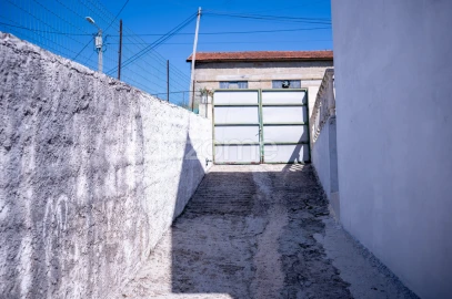 Moradia T3 para Venda em Bairro