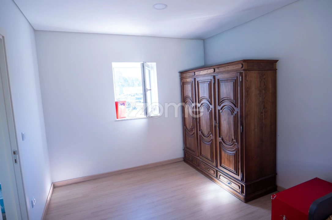 Moradia T3 para Venda em Bairro Foto 24