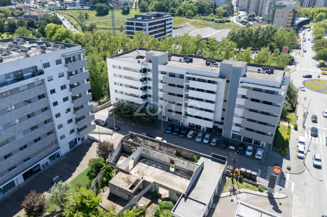 Apartamento T2 para Venda em Antas e Abade de Vermoim Foto 4