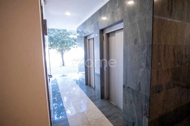 Apartamento T2 para Venda em Antas e Abade de Vermoim Foto 7