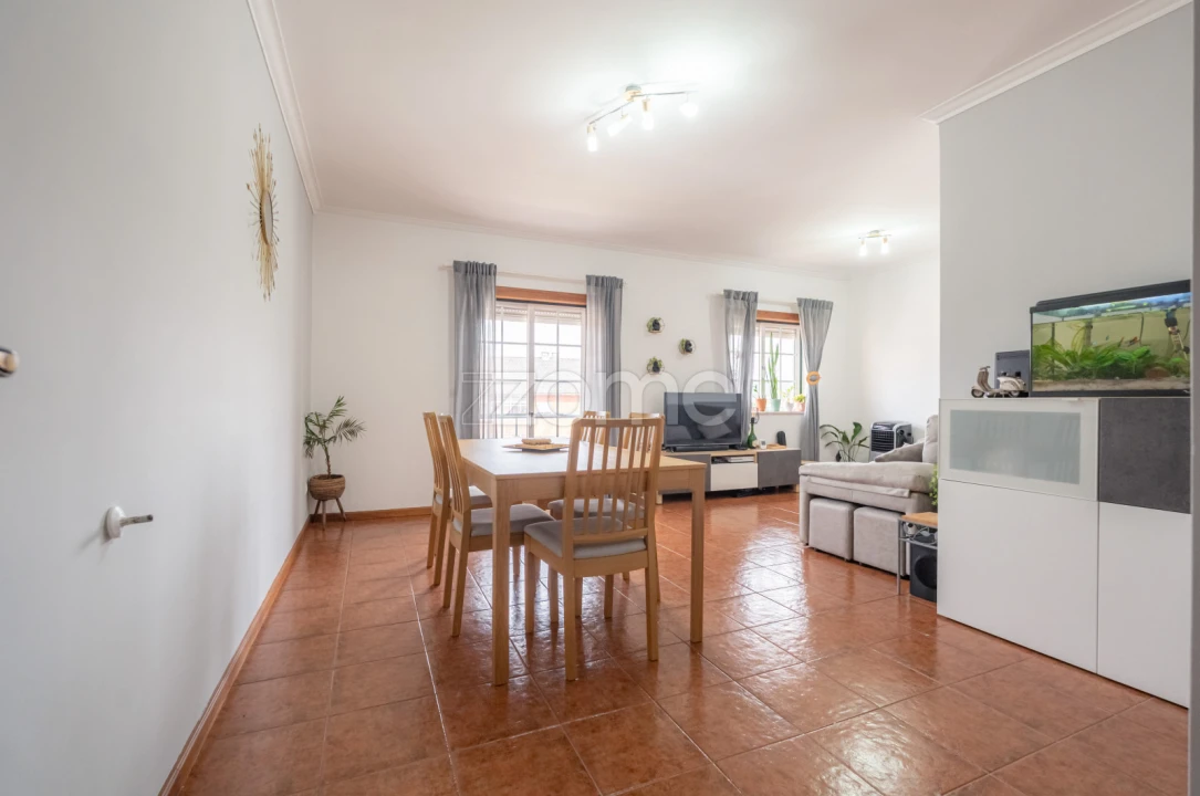 Apartamento T4 para Venda em Miranda do Corvo Foto 1