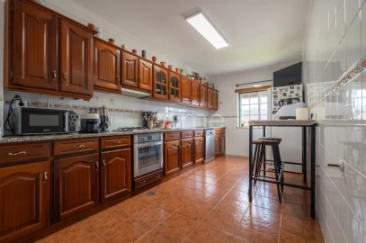 Apartamento T4 para Venda em Miranda do Corvo