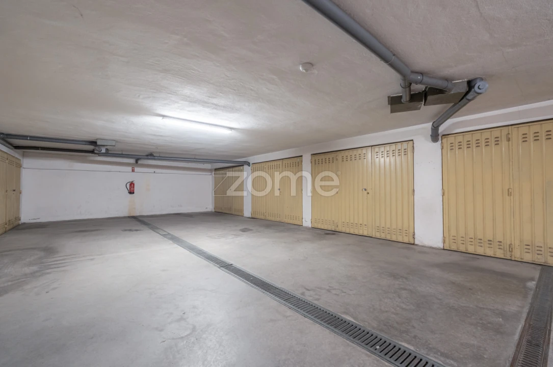 Apartamento T4 para Venda em Miranda do Corvo Foto 25